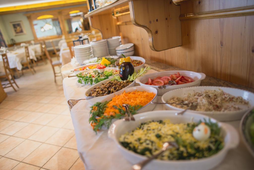 Hotel Centrale Peio